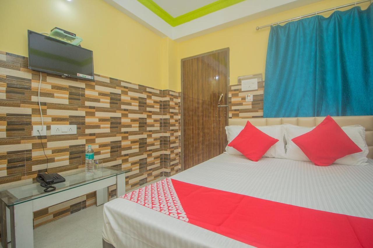 Oyo 30073 Triveni Lodge Силигури Экстерьер фото