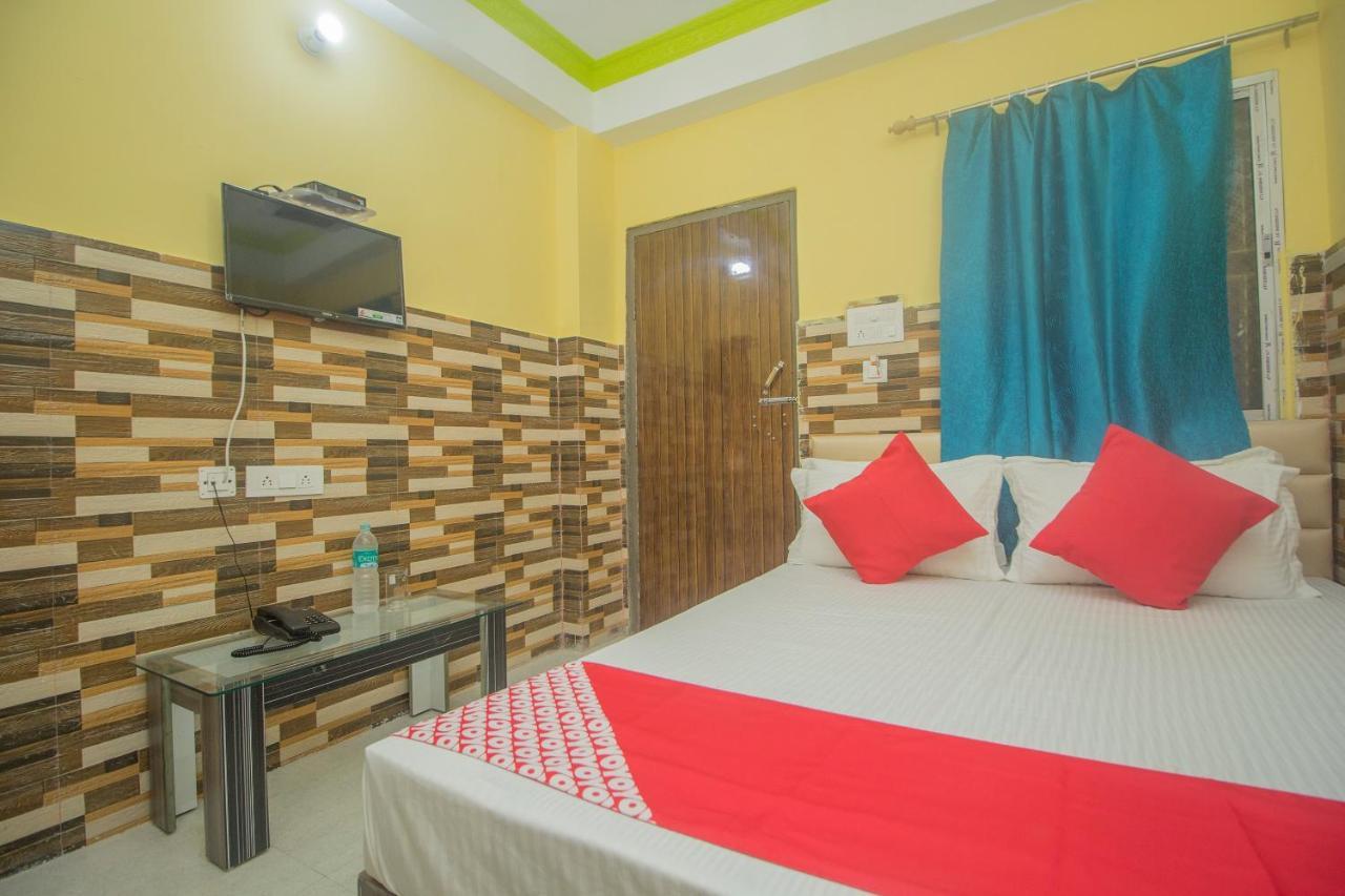 Oyo 30073 Triveni Lodge Силигури Экстерьер фото